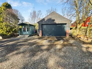 Photo 12- click for photo gallery